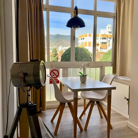 Ar - And Cozy In Apartment Benalmadena