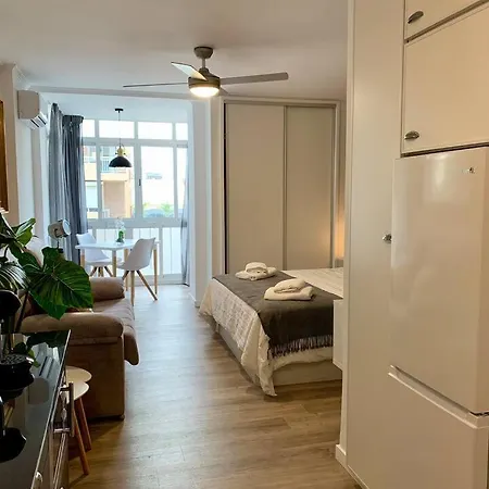 Ar - And Cozy In Apartment Benalmadena