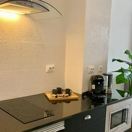 Ar - And Cozy In