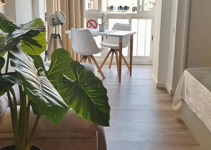 Ar - And Cozy In Apartment Benalmadena